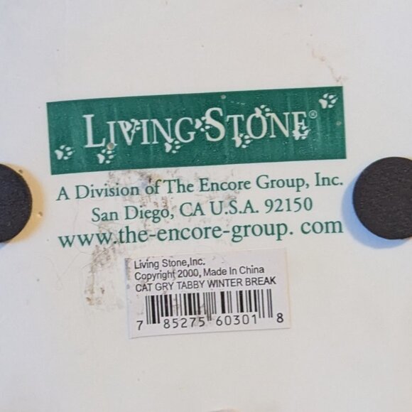 Living Stone Cat Figurine Cat Gray Tabby Winter Break - Picture 7 of 7